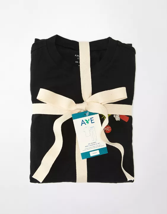 AE Grinch & Max Fleece PJ Set 2 AE Grinch & Max Fleece PJ Set - Image 2