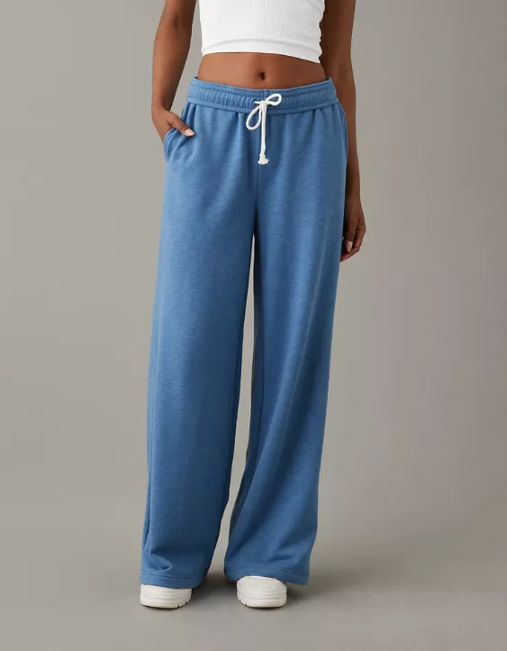 AE '90s Wide Leg Fleece Pant 2 AE '90s Wide Leg Fleece Pant - Image 2