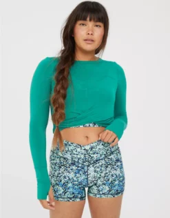 OFFLINE By Aerie Thumbs Up Twist Front Cropped T-Shirt