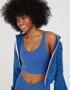 OFFLINE By Aerie Real Me Low Key Longline Sports Bra 4 OFFLINE By Aerie Real Me Low Key Longline Sports Bra -Soft Leaf 2696 1195 976 of