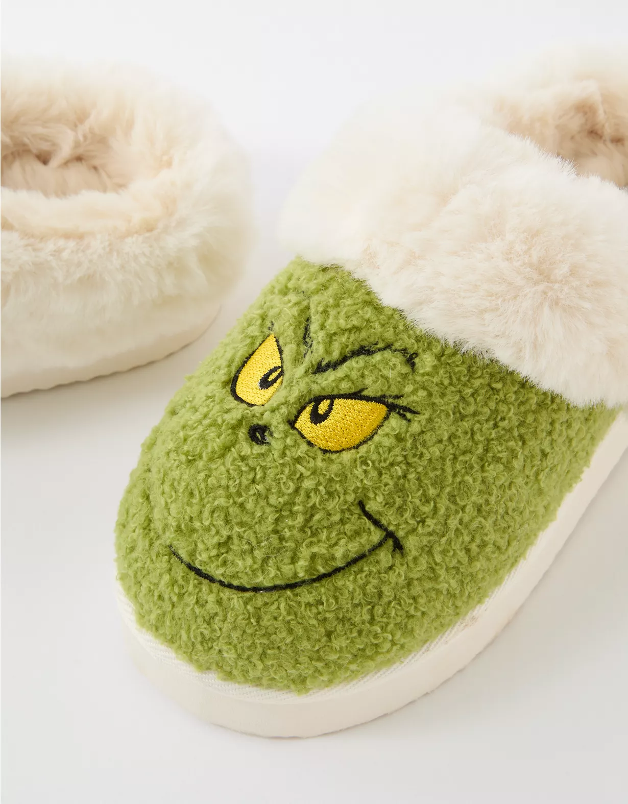 AE Grinch Slipper 1 AE Grinch Slipper