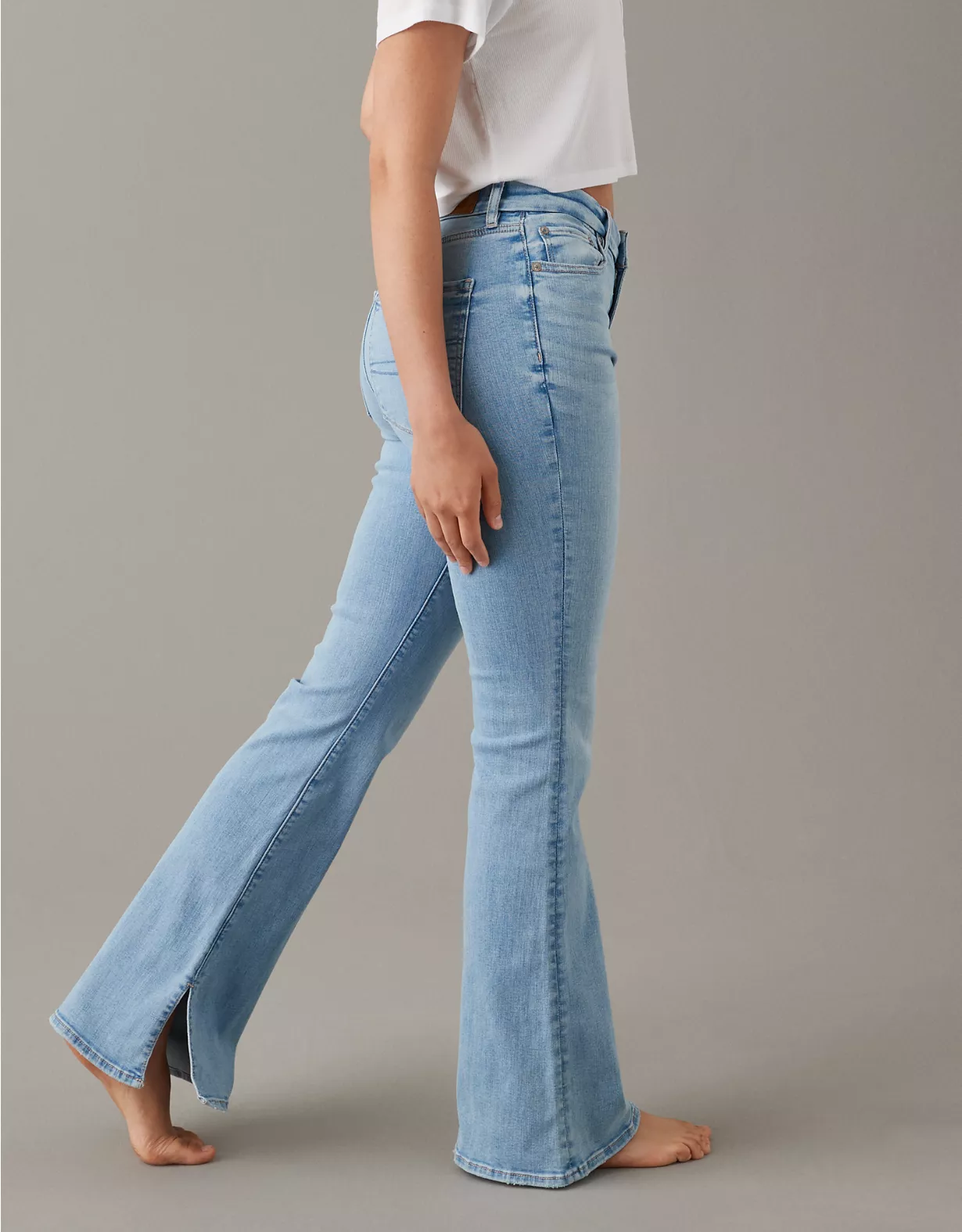 AE Next Level Curvy Super High-Waisted Flare Jean 1 AE Next Level Curvy Super High-Waisted Flare Jean