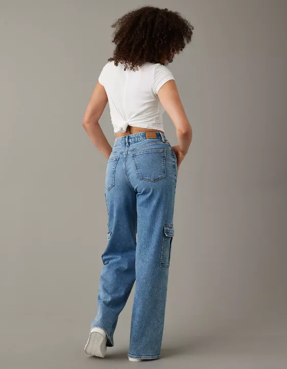 AE Curvy Super High-Waisted Baggy Wide-Leg Cargo Jean 3 AE Curvy Super High-Waisted Baggy Wide-Leg Cargo Jean - Image 3