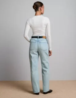 AE77 Premium Stovepipe Jean -Soft Leaf 7302 4564 915 ob