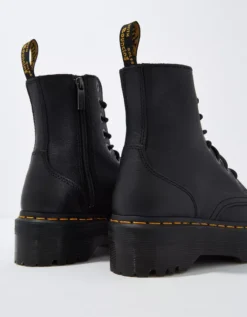 Dr. Martens Women's Jadon III Pisa Leather Platform Boot 5 Dr. Martens Women's Jadon III Pisa Leather Platform Boot -Soft Leaf 7411 5881 001 d1